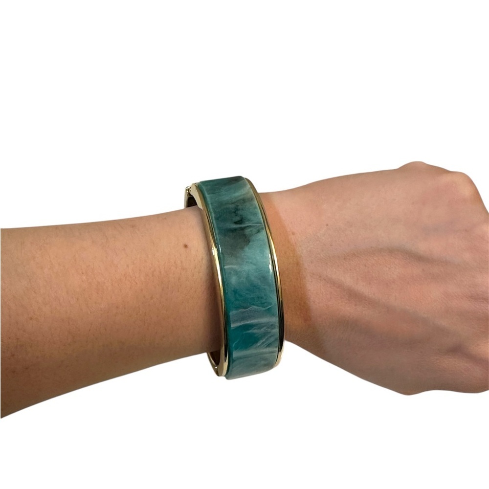 UNIQUE TURQUOISE AND GOLD BRACELET